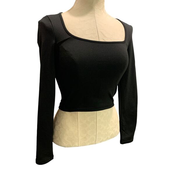 Unbranded Tops - Size XS Black Scoop Neck Fitted Crop Long Sleeve Womens Shirt Fleecey Lining